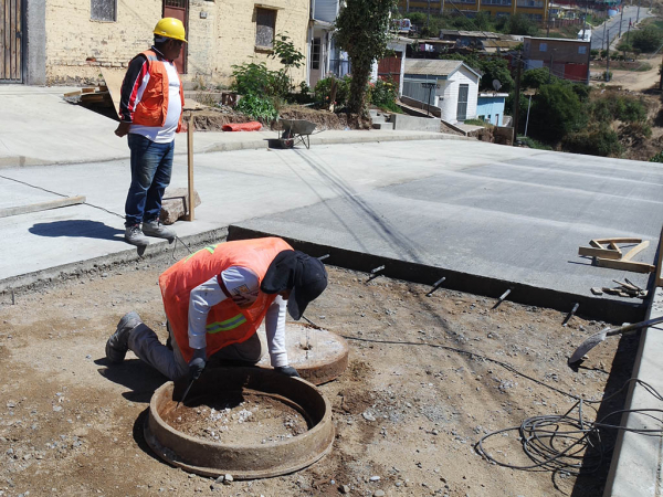 Vecindad de Alto Cerro Alegre tendr&aacute; 5 Calles pavimentadas