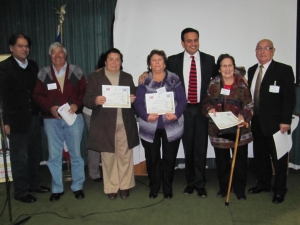 Emotivo cierre de programa ejecutado por el municipio congrega a los adultos mayores de la comuna