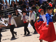 Vuelve “Colores y Sonidos de mi Tierra” a la plaza de Llolleo