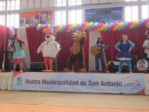 Municipalidad celebra con familias sanantoninas “día del niño 2015”