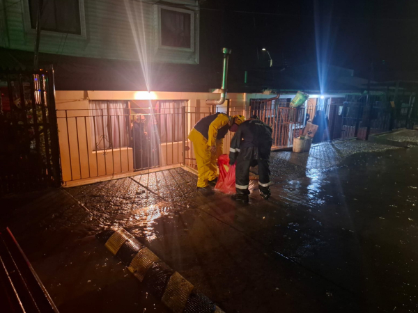 Municipalidad de San Antonio despliega equipos ante intensas lluvias y refuerza llamado a la prevención
