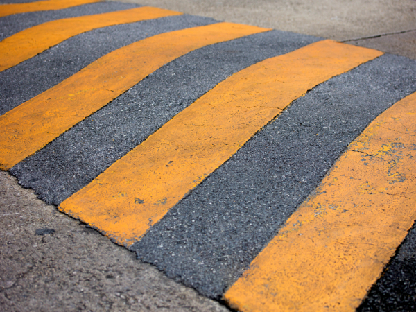 Sobre $50 Millones invertir&aacute; el Municipio San Antonio en instalar &ldquo;Lomos de Toro&rdquo;