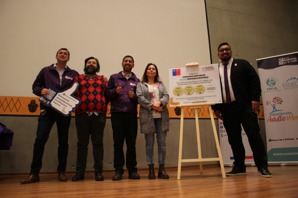 Alcald&iacute;a Ciudadana y SENAMA finalizan el proyecto &ldquo;Acci&oacute;n Ando un San Antonio M&aacute;s Amigable con las Personas Mayores&rdquo;