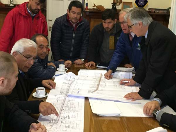 Esval present&oacute; al municipio de San Antonio obra que realizar&aacute; en Barrancas