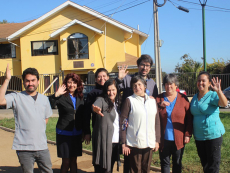 Para los pacientes con enfermedad de parkinson que se atienden en el Centro de Rehabilitación (CCR) Llolleo, la ayuda que se les ofrece es de cuerpo, mente y alma.