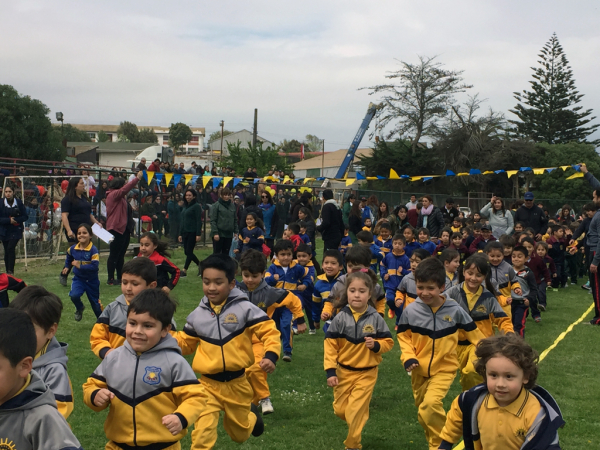 Ni&ntilde;os disfrutaron haciendo deporte en la Olimpiada Pre Escolar