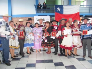 Programa Adulto Mayor de DIDECO realiza Campeonato Comunal de Cueca 2015