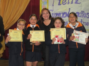 Escuela Padre Andre Coindre de Bellavista celebró en grande sus 43 años de vida