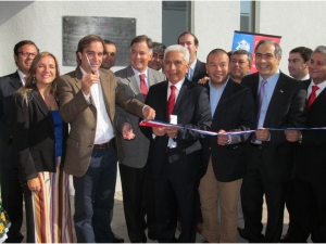 Ministro de Cultura Luciano Cruz-Coke inauguró centro cultural de San Antonio.