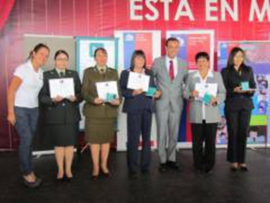Más de 300 mujeres de la provincia de San Antonio conmemoraron su día