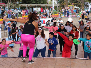 Jornada Deportiva al Aire Libre se realiza en la Plaza de Llolleo