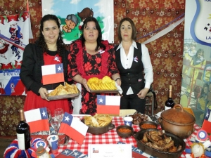 Con Muestra Gastronómica de comida típica chilena recintos educacionales municipales inician las celebraciones dieciocheras