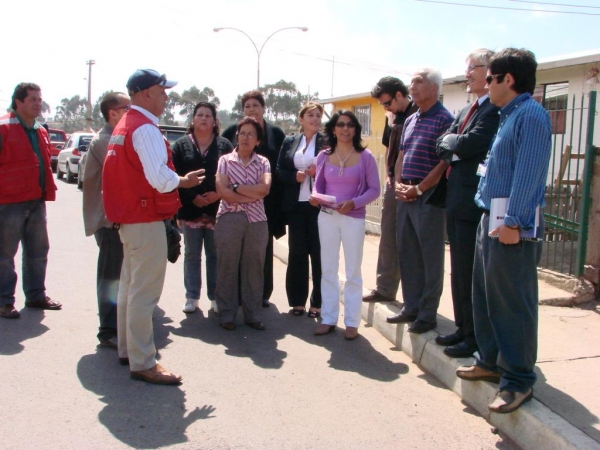  Alcalde visita obras de reconstrucción