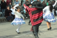 Celebraron aniversario de la Municipalidad de San Antonio con 121 cuecas