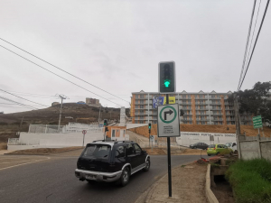 Optimizan programación de semáforo ubicado en calle Arrayán con avenida San Juan