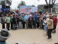 Iniciativa Municipal logró que los mayores se tomaran la Plaza de Llolleo los mayores se tomaran la Plaza de Llolleo