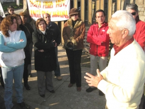 Alcalde se reunió con vecinos de Llo lleo alto  