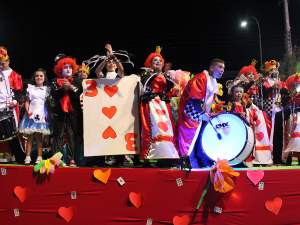 San Antonio se llenó de alegría, colores y música en la jornada final del Carnaval de Murgas y Comparsas 2017