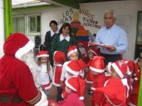 Llego la navidad 17 mil juguetes para ni&ntilde;os de la comuna