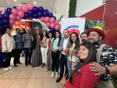 Emprendedores ofrecen sus productos en &ldquo;La vitrina sanantonina&rdquo; de Sercotec