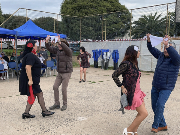 Con Fiesta Costumbrista Barrio Los Claveles da la bienvenida al Mes de la Patria
