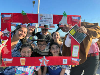 Vecinos de Villa Italia festejan en comunidad las Fiestas Patrias