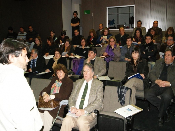 Direcci&oacute;n de Educaci&oacute;n Municipal de San Antonio desarroll&oacute; Seminario sobre Convivencia Escolar.