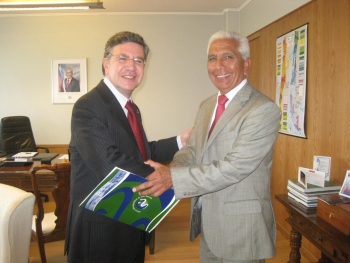 Alcalde Omar Vera se reuni&oacute; con Ministro Lav&iacute;n por situaci&oacute;n Liceo Juan Dante Parraguez